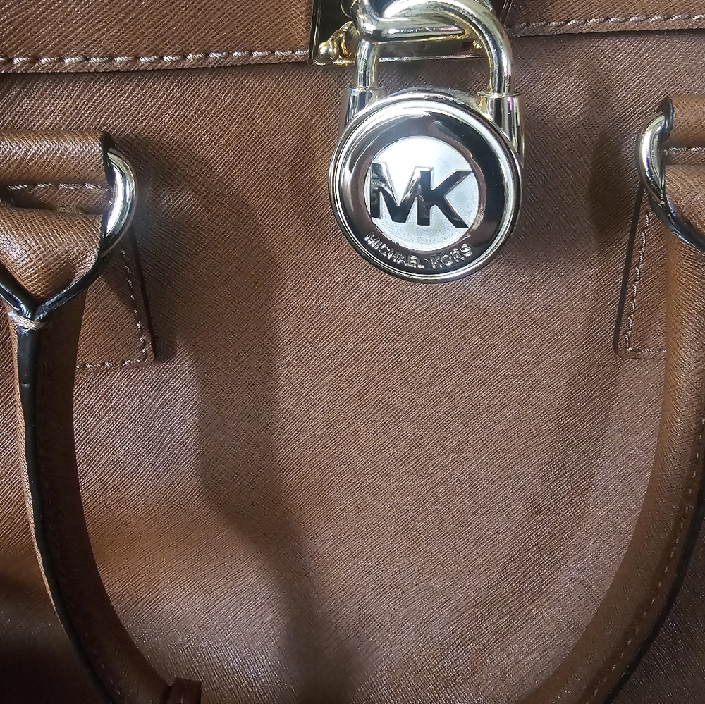 Michael Kors Large Chain Shoulder Bag & Wallet Brown